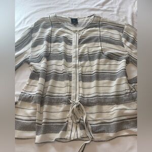 bobeau Cream and Gray Striped Tie-Front Blouse